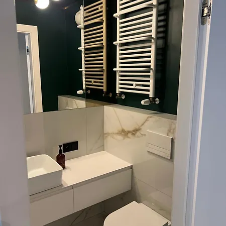 Plac Wolnosci 7 Redhottube Motel para Casais